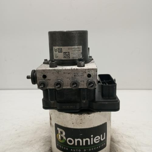 103180120-aa2662d8-1b24-48eb-a78c-0071512d577b-Piece-Bloc-ABS-freins-anti-blocage-1676024580-CITROEN-C3-3-PHASE-1-088f4cbee27b7b48c9b6b55145938b1bae2a3cf55a7aac74a1e4438a56cd0206_m.jpg