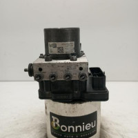 103180120-aa2662d8-1b24-48eb-a78c-0071512d577b-Piece-Bloc-ABS-freins-anti-blocage-1676024580-CITROEN-C3-3-PHASE-1-088f4cbee27b7b48c9b6b55145938b1bae2a3cf55a7aac74a1e4438a56cd0206_m.jpg