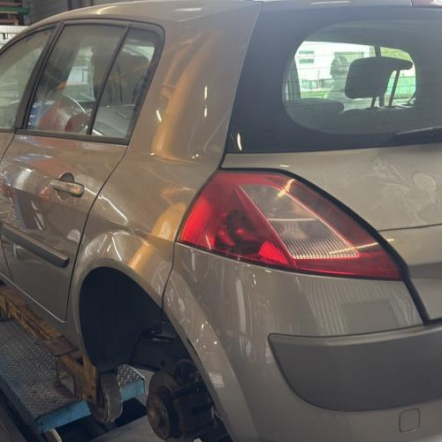Vehicule-RENAULT-MEGANE%25202%2520PHASE%25201-2004-3a1d411b834cc3a8ae478e320cadcb671ea3e36ff693b1a21ff51af2d51d498c_m.jpg