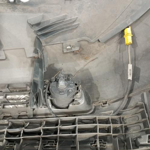 103264511-444e08d2-6974-4345-bfb0-149424ffc186-Piece-Pare-choc-avant-620226236R-RENAULT-MEGANE-2-PHASE-1-07930eacac79a4494c74891e9b7eda9057a25556c695aaee81b6069b23e0c36e_m.jpg