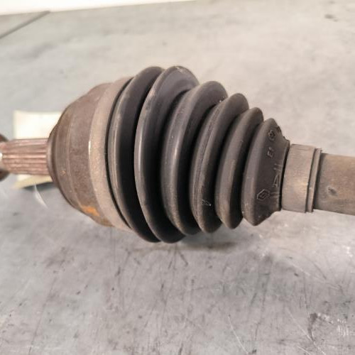 103265612-07866785-6d57-4bce-b816-5ce81dee9d66-Piece-Cardan-droit-transmission-8200613827-RENAULT-MEGANE-2-PHASE-1-3d61756e080b02f950fcd8b4f5edf9bc7627f2c5f776c4ce2c2c4524f3f6dac9_m.jpg