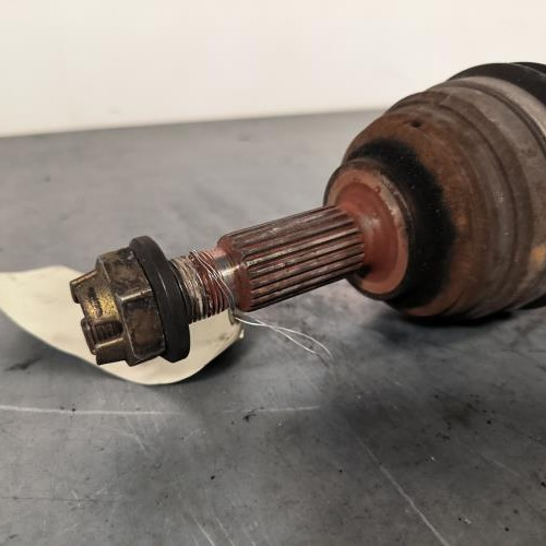103265612-faaa1a54-1988-4cbf-a4aa-3d95323e40fe-Piece-Cardan-droit-transmission-8200613827-RENAULT-MEGANE-2-PHASE-1-b9c56f9ef5c53bf8f6fa39492731ae56e03d170602131a58ce56be2c76b3f409_m.jpg