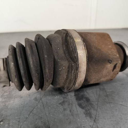 103265613-4c631c34-5e57-4f73-b5f7-be0afc922fbc-Piece-Cardan-gauche-transmission-8200388506-RENAULT-MEGANE-2-PHASE-1-69ef57f0635ba4358bc9258f13eae5e21891a6ce999463821703fcb1a6295329_m.jpg