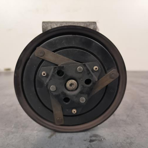 103265616-26224605-cc85-4c38-9b11-82b54e1f0fe8-Piece-Compresseur-clim-8200316164-RENAULT-MEGANE-2-PHASE-1-78982c02d6a03457a0032274c962eb11d104dab4df9cf1ba942a8609246e952f_m.jpg