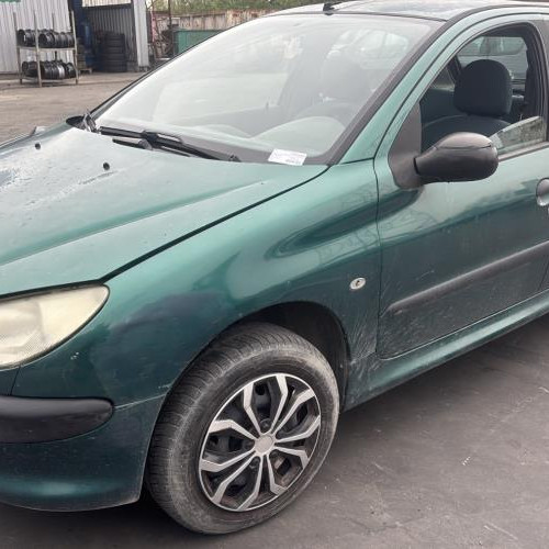 Vehicule-PEUGEOT-206%2520PHASE%25202-2001-42831ad2993f107614b09e3b733947ce97c284ed695147e2185f6e216b60f99d_m.jpg