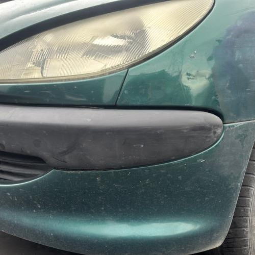 Vehicule-PEUGEOT-206%2520PHASE%25202-2001-ca8d9015f2e9ca4de4a22ca376bc5aaf295563399da2489181237b13198cf7b4_m.jpg