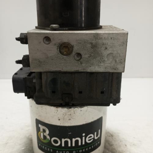 103267190-9ee402f1-a923-442f-a058-2b062c8d3bfb-Piece-Bloc-ABS-freins-anti-blocage-454143-PEUGEOT-206-PHASE-2-755861822270d138289767ce7316a53dc394d39ff434e501862ff8761e4a5935_m.jpg