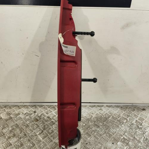 103271069-b9222b41-9694-43c1-b7d3-50e7cac949ac-Piece-Feu-arriere-principal-gauche-feux-7700308715-RENAULT-KANGOO-1-PHASE-1-91ecf4b69bda05bdb0c9b4c0cac12d11d699aafa25c111baaee09ad7aa47772f_m.jpg