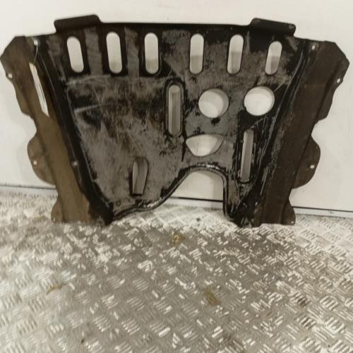103271513-f4968726-caaf-45f0-ae4a-e01401664d5f-Piece-Cache-sous-moteur-8200208420-RENAULT-KANGOO-1-PHASE-1-ba0036633743939333f01df37b51192c8a471a1c6a82d0853c29217c7d1ef26d_m.jpg