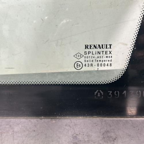 103518979-ceeaeb63-de77-4926-a2ac-2e44f102b081-Piece-Custode-arriere-droit-8200166578-RENAULT-GRAND-SCENIC-2-PHASE-2-f571d1a4fea983765b2f764ae363d37a9e47d8cd4cebdbb6bd7f5e14ed6a2a26_m.jpg