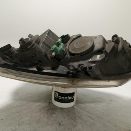 103518997-697e009c-83c5-4dde-993c-ec59bb5fffe4-Piece-Optique-avant-principal-droit-feuxphare-260105359R-RENAULT-GRAND-SCENIC-2-PHASE-2-0e104c3f7c5ec92ec0b6fe2ff7c4fa784a6923a217c03ea2f691fc5b4c0c67ea_m.jpg