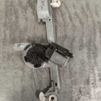 103522212-500e8ffc-c1ff-4582-9880-7d907ecae14d-Piece-Leve-vitre-electrique-arriere-droit-8201010934-RENAULT-GRAND-SCENIC-2-PHASE-2-9afffb9116afb4e0d98dbe6d295452ef619301e3c9a2cf9cafc680aa60d86c50_m.jpg