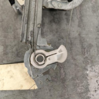 103522212-03feb1fa-9300-49c6-848b-0b0fcf966e7c-Piece-Leve-vitre-electrique-arriere-droit-8201010934-RENAULT-GRAND-SCENIC-2-PHASE-2-e61403c99d590191ad1c8770052becdc6480f5fb8ecb2c711de575bed63b7720_m.jpg