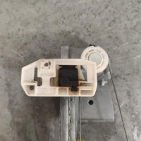 103522212-890d6df1-8f56-4d99-8357-845486b8863e-Piece-Leve-vitre-electrique-arriere-droit-8201010934-RENAULT-GRAND-SCENIC-2-PHASE-2-3ede247c65b474acbf2db79d5a51af05cadc1f410b3335b2b2dee5976d9670db_m.jpg