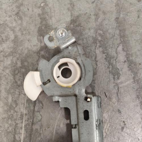 103522213-ed7f9da2-ff0e-4fd4-8a71-9f4a1dec1e32-Piece-Leve-vitre-electrique-arriere-gauche-8201010935-RENAULT-GRAND-SCENIC-2-PHASE-2-2f8db66d91ffa8445c5ec4517c904b05a444c5586721bfddf1460972bb7f2dd1_m.jpg