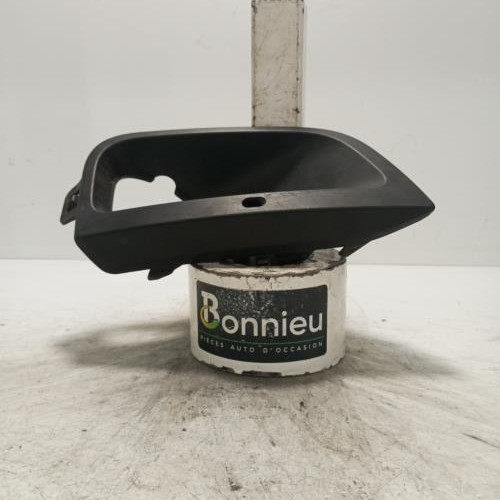Enjoliveur anti brouillard