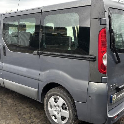 Vehicule-OPEL-VIVARO%25201%2520PHASE%25202-2013-400f5a0f5b2093272bbbaaff6d4531d90e651d352fcc4aa221643fcf2a00b78f_m.jpg