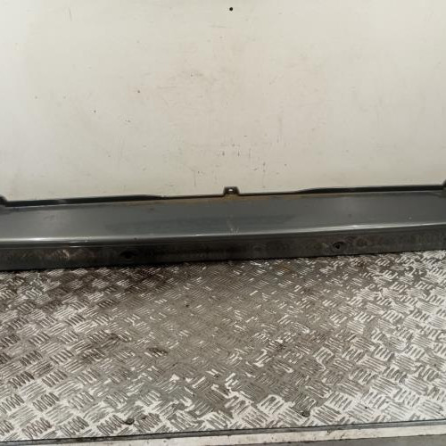 103652863-b98288a2-3962-4002-9b95-9051f9edb9c4-Piece-Pare-choc-arriere-93188866-OPEL-VIVARO-1-PHASE-2-e96daeefaa137a7127892d036b80fddf6dd99fc8e249974d1a36bcb471b3c843_m.jpg