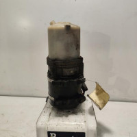 103735054-bffbb247-efd5-4a2a-b592-c4039b9b2d89-Piece-Pompe-de-direction-4007AZ-PEUGEOT-106-PHASE-2-8dc8f6e61de40ed1efc1e39d961f674beb83797e271a43e2d7deb80bb71a07f6_m.jpg