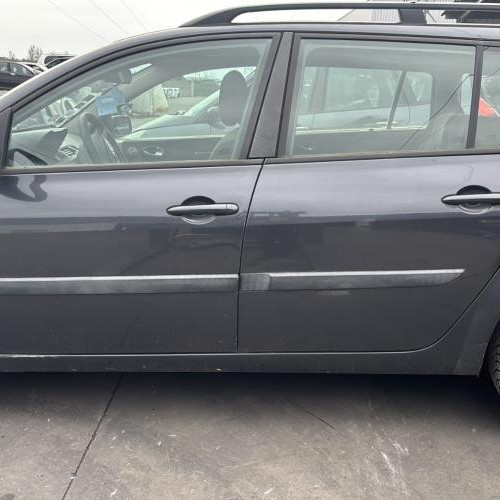 Vehicule-RENAULT-MEGANE%25202%2520PHASE%25201%2520BREAK-2004-6b50bc48307caf52bb3fab8b6f59cfd4b6a74f344421778ea72ecda116ab9771_m.jpg