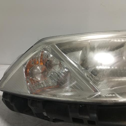 103744059-2b8ca474-8fd9-45e1-9eef-f45ca8e083ad-Piece-Optique-avant-principal-droit-feuxphare-260108053R-RENAULT-MEGANE-2-PHASE-1-BREAK-e2642a35f3ce25ba3ebced221ec38f7ace8eecb4a7c30a088438586d8714f099_m.jpg