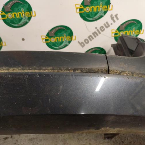 103744061-a9200d4c-3de6-4396-a476-bd6b80a467a2-Piece-Pare-choc-arriere-850103870R-RENAULT-MEGANE-2-PHASE-1-BREAK-992d4caccf02a90e131d85f2016873c0a81a9b060df1056193c387dcff14f9b3_m.jpg