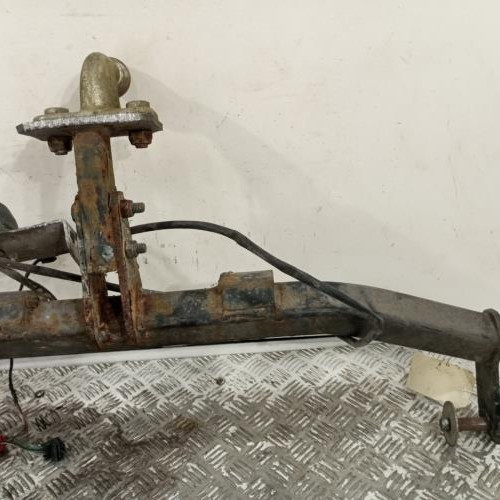 103747972-cf3f0367-aaed-485b-a0bd-2a07a2e53e3e-Piece-Attelage-boule-de-remorquage-RENAULT-KANGOO-1-PHASE-1-d82a19502f4decf2157db2fff18aeccca95e2b1f20c5c981016dea3ce5fdd5e8_m.jpg