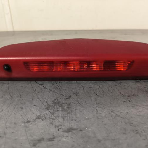 Feu arriere stop central