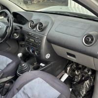 Vehicule-FORD-FIESTA%25205%2520PHASE%25201-2003-df66c881688d5af93bfe15f8d618fcd67f3ed2e14464ec9b87cea5fd7469752b_m.jpg