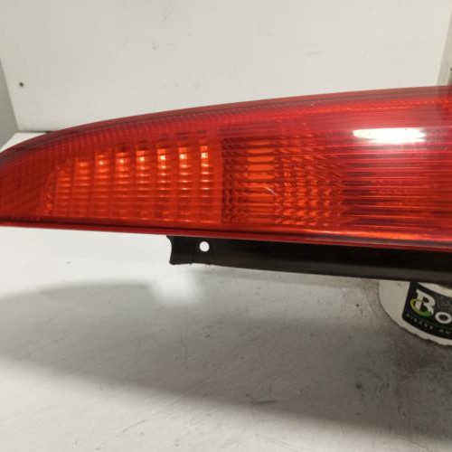 103905574-53cb6c1c-f2c2-4fc5-b9d0-fc514f5df562-Piece-Feu-arriere-principal-droit-feux-1251792-FORD-FIESTA-5-PHASE-1-66e3a107c8bcac5da4d4dcb1fb23c296d4f31ed1834683ccab0c78ff1cbec94e_m.jpg