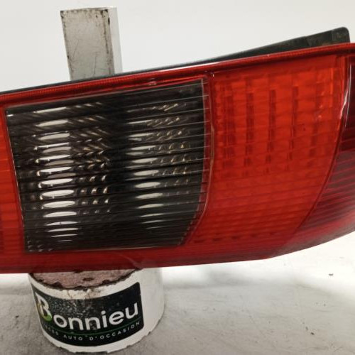 103905576-f539d636-67ae-447b-8b4f-7c0e8fec3262-Piece-Feu-arriere-principal-gauche-feux-1324578-FORD-FIESTA-5-PHASE-1-53f7260fab67cee4ebbfed4e987c56e1981bae7e0dce23d219f7cc82eaee99b8_m.jpg
