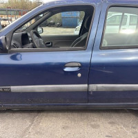 Vehicule-RENAULT-CLIO%25202%2520PHASE%25202-2003-a1df15ad39d00bd0bfa6c162786ff69fa67c41e2c53ad98b3f8b49ecf2d992b9_m.jpg