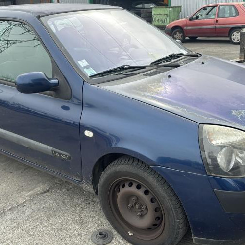 Vehicule-RENAULT-CLIO%25202%2520PHASE%25202-2003-8e562754c358912b023854447d0bea97f95fbd267de408967d9f5d94b7cb7dbe_m.jpg