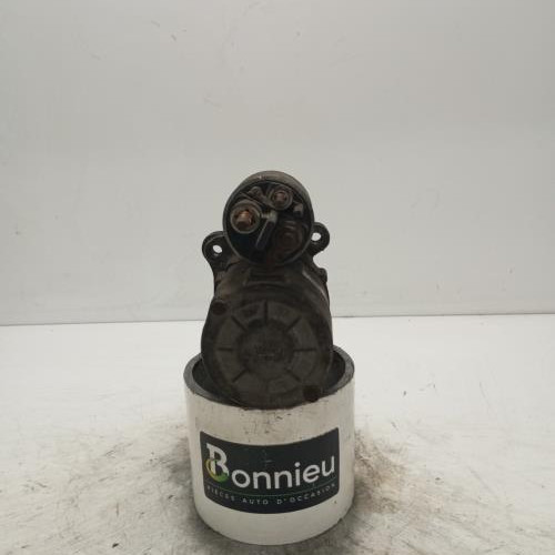 103911556-7bf4d0a9-aa20-4591-b283-f21d64e4b171-Piece-Demarreur-8200049826-RENAULT-CLIO-2-PHASE-2-fd93214d0848170aa6ed49765ce329047131f07c3ceddcee4aa6098d35094aaa_m.jpg