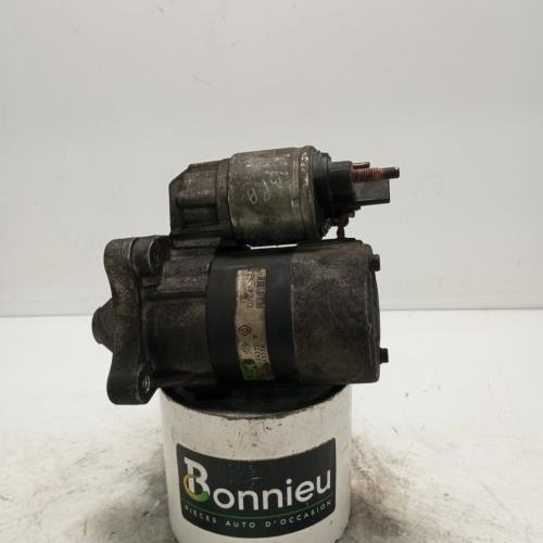 103911556-49d010da-a322-4886-b27c-e62008c32c8f-Piece-Demarreur-8200049826-RENAULT-CLIO-2-PHASE-2-d24c34a2feaec27fb6d0f993a4c3f9cac4ac59317af263e120855cb1a17a24e1_m.jpg