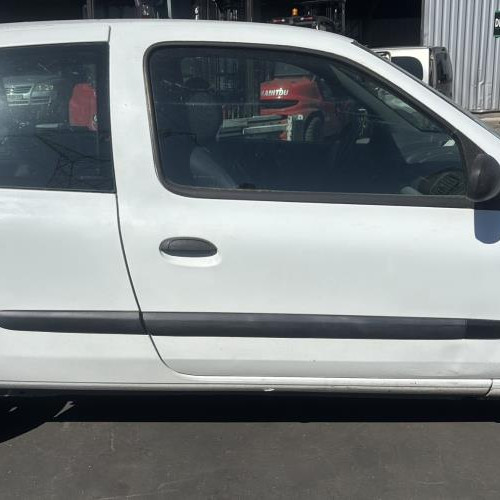Vehicule-RENAULT-CLIO%25202%2520CAMPUS%2520PHASE%25201-2007-0fb3e78a4ee55d222acfd4d735b1a223239cd6733cb7ae830409528397c968cb_m.jpg