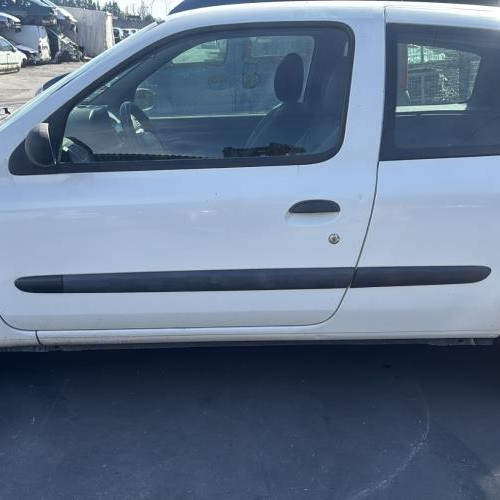 Vehicule-RENAULT-CLIO%25202%2520CAMPUS%2520PHASE%25201-2007-09b52339f7917328e7f2d4f8cacce608b65aa3abd4da385d7e47fbe8a9c4190e_m.jpg