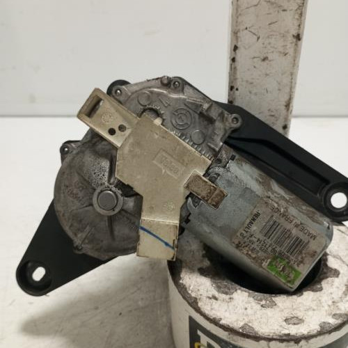 103917452-73e14824-b15c-4457-8b00-d521f81d4ad6-Piece-Moteur-essuie-glace-arriere-8200071214-RENAULT-CLIO-2-CAMPUS-PHASE-1-9d1f428eaa99c38d47a9b4040bbb7b99313082461e042bced9185779cea31089_m.jpg