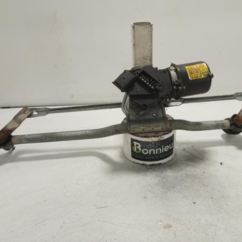 103917453-4e39b4e6-96e2-474a-8938-d32155698913-Piece-Moteur-essuie-glace-avant-7701207956-RENAULT-CLIO-2-CAMPUS-PHASE-1-aef368e095abe036ca5724dccf62c282301d0cf367c59c6c2f283386976d1f64_m.jpg