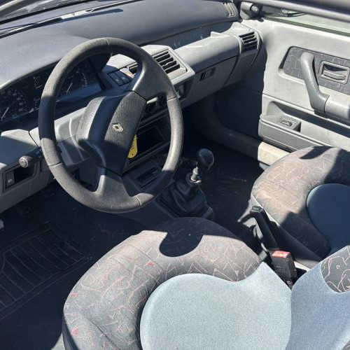 Vehicule-RENAULT-CLIO%25201%2520PHASE%25202-1995-2226498ac1de43715abcfd457bc69d138f3827624da1cd6e93320ff74f9042f7_m.jpg