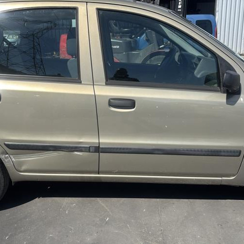 Vehicule-FIAT-PANDA%25202%2520PHASE%25201-2009-aad8b5b1d9862235a112b8246be567dbacbe4eaa199d71cbf9c8ba4c9ac39f4b_m.jpg