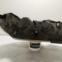 104040470-e8a4c7fc-5fef-43d1-8606-b331abf7d869-Piece-Optique-avant-principal-droit-feuxphare-260103726R-RENAULT-MEGANE-2-PHASE-2-5347395df6b90be4dc8aede9a821db72ea4d751980a362528a8707718a08ff29_m.jpg