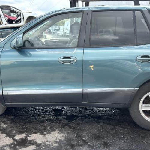 Vehicule-HYUNDAI-SANTA%2520FE%25201-2000-540618502a900d004e8a44a6b1f357d52b040355322058c82c0677e25706759d_m.jpg