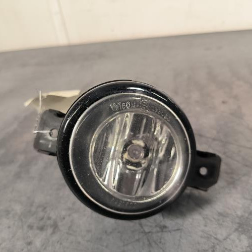 Anti brouillard gauche (feux)