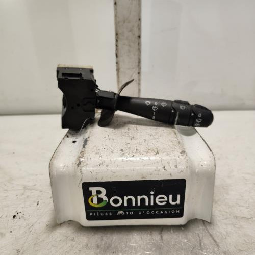 Commodo d'essuie glaces