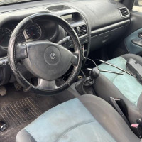 Vehicule-RENAULT-CLIO%25202%2520PHASE%25202-2003-d3c78a4e3e93ce4c17efbb6b62ab44bda9f176908d68ab8369665c04d0faf03d_m.jpg