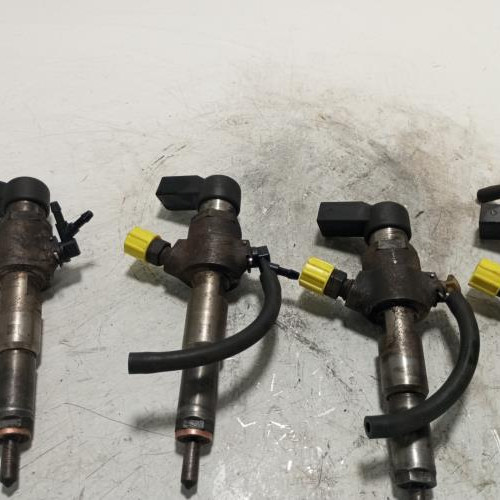 104366148-8c5c08ee-9c7d-4974-897c-57eadd22f059-Piece-Injecteurs-Common-rail-00001980E7-CITROEN-C3-1-PHASE-1-1bed6823647ed544ae5ba23bf56a3699b2842cbc85f5661b96d02e4d758c0193_m.jpg