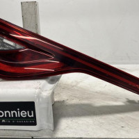 104463530-5479f566-a425-4a41-9db1-e46f0c8c6a54-Piece-Feu-arriere-secondaire-gauche-feux-265552154R-RENAULT-TALISMAN-2075c336254b8c03442b8d96a01a15011eed2d58ddfd34fcd698e5ad603bc8d2_m.jpg