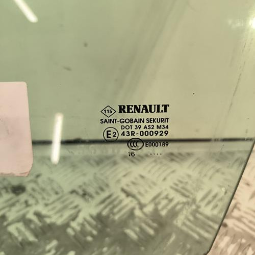 104463564-bba5506d-06cb-48c9-be0b-4de2c1b3a006-Piece-Vitre-avant-gauche-803012541R-RENAULT-TALISMAN-bd31373468d0bd567fad2f6f67e0047d5a3b4ade43f80287033c1043644871eb_m.jpg