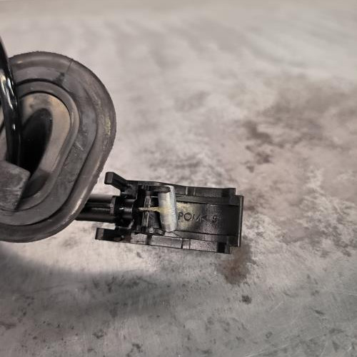 104466808-a360582e-29a0-43b9-a040-39c7f1eb163c-Piece-Fermeture-centralisee-arriere-gauche-825037601R-RENAULT-TALISMAN-35aa40bcc355259034ac1d220e97dc2a41b7b7275ea4e2e61a5380e1e6b8174b_m.jpg